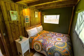 Awe Inspiring two storey tent - Image 3
