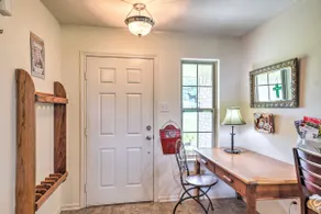 Charming Cameron Farm Retreat ~ 41 Mi to TAMU - Image 4