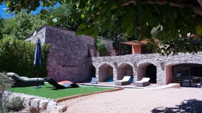 Beautiful provençal Mas with private pool - Image 5