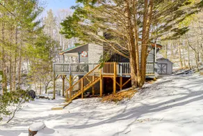 Boone Hideaway w/ Deck, Grill & Hot Tub! - Image 3