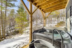Boone Hideaway w/ Deck, Grill & Hot Tub! - Image 4