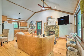 Boone Hideaway w/ Deck, Grill & Hot Tub! - Image 5