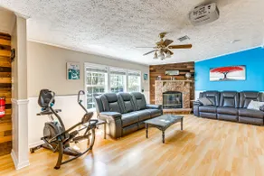 Fire Pit & On-Site Fishing! Pensacola Family Home - Image 5