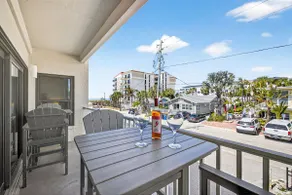 $189 30 Steps from Beach l 3min Rest/Shops - Image 3