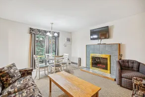 2 Bedroom Suite outdoor heated pool 107/108 - Image 3