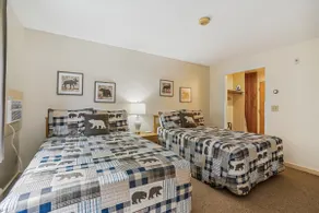 Two Double bed Standard Hotel room 217 - Image 3