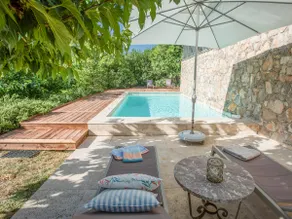 Stylish villa with air conditioning - Image 2