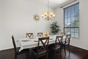 Clean, Modern & Spacious 4600 Sqft Home, Sleeps 16 - Image 5