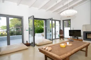 Beach Villa Next To The Waves! - Image 5