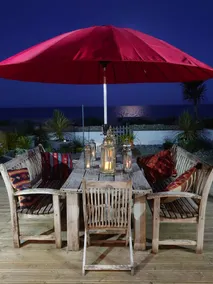 Ocean Front Beach House with Direct Beach Access a - Image 2