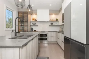 The Wabi Sabi 4-bedrooms designer home in golf community - Image 4