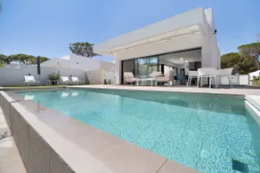 Maria del Mar Sea Villa - Image 2