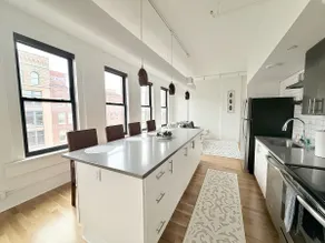Old Market 3 Bed, 3 Baths - Across the Hall Lofts - Image 3