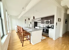 Old Market 3 Bed, 3 Baths - Across the Hall Lofts - Image 2
