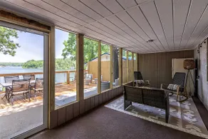 3 King BRs, Covered Dock, Screened Porch - Image 2