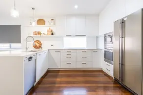 Nothling Street Beach House - Image 4