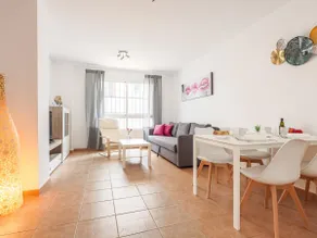 Appartement de haute qualité 3 chambres, 2 salles de bain & patio La Algaba - Image 4
