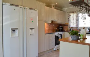 Belle maison de 4 chambres à Trosa - Image 4