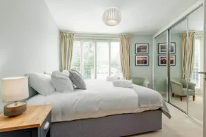 The Argyle Apartment - Image 3