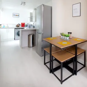 GuestReady Moderno 2BR Casa por Anfield Stadium - Image 3