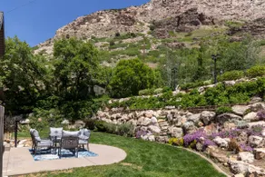 Majestic Home W/Incredible Views + Hot Tub - Image 4