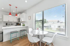 East Downtown 3BR Condo | Free Parking | Sleeps 7 - Image 3