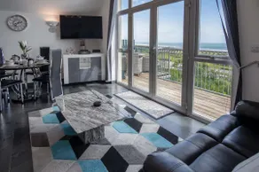 Nautilus - 2 Bedroom Apartment - Pendine - Image 2