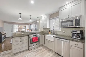 Spacious 4BR | Family & Work Friendly | Pets OK - Image 2