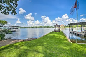 Deck, Boat Slip + Views: Lake Hamilton Cabin! - Image 2