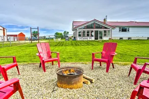 Stunning Wisconsin Retreat on Active Farm! - Image 2