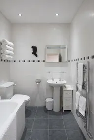 Apartment-Ensuite-Whitsand up to 4 Adults - Image 5