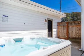 New Midtown Farmhouse - Hot Tub, Patio, Gym - Image 4