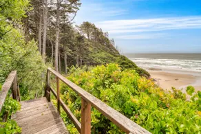 Beachfront Near Hug Point | Views w/ Grill & Outdoor Dining Area  | Sunset Cove - Image 5