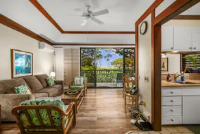KP169 Ground Floor Beachside | Pool, AC & Ocean - Image 2