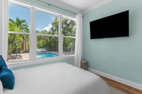 Miramar Villa by Rove Travel - Heated Pool, Beach - Image 4