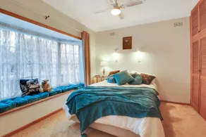 Art Deco Coastal Retreat near Beach and CBD, Mibnb - Image 3