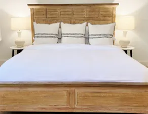 516-Remodeled Suite Retreat 3 min walk to beach! - Image 2