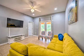 Sunny Clermont Retreat w/ Lanai: 12 Mi to Disney! - Image 2