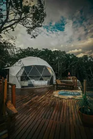 Geodesic dome with exclusive Jacuzzi - Image 2