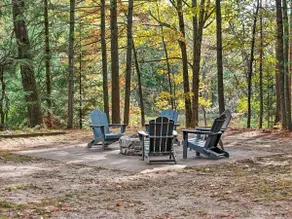 Secluded Riverfront Cottage | Sauna, Fire & Kayaks - Image 5