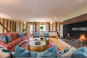 Lower Standen Farm by Bloom stays that sleeps 24 guests  in 9 bedrooms - Image 3