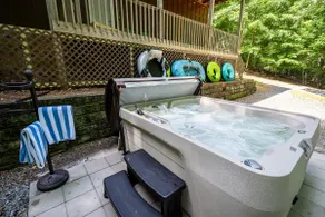 Riverside! Bring Your Pups+ Hot Tub+Firepit+COMFY - Image 4