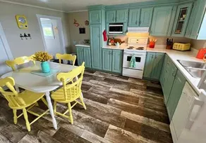 Stockley's Saltbox - Image 5
