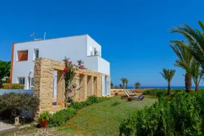 Protaras Seafront Villa Violetta - Image 2