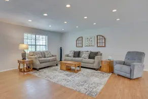 Yard + 15' Boat Slip: Waterfront Grove Getaway - Image 4