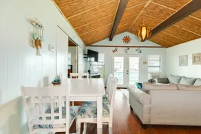 Walk to Ocean: Coastal Surfside Beach Bungalow! - Image 5