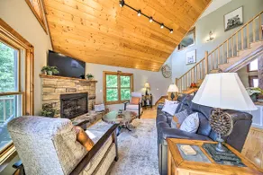 Spacious Murphy Chalet w/ Hot Tub: Mtn Views! - Image 5