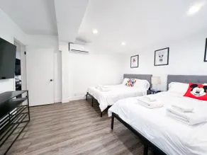 Fun Family 4-bedroom Home Near Disneyland - Image 4
