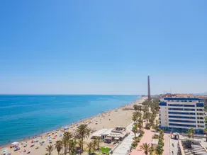 Cubo's Sea View Pacifico Street & Free Parking / wifi gratuit / climatisation - Image 3