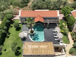 Villa Peacock with Spa Facilities - Image 4